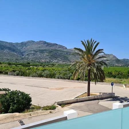 Grey House Orba
