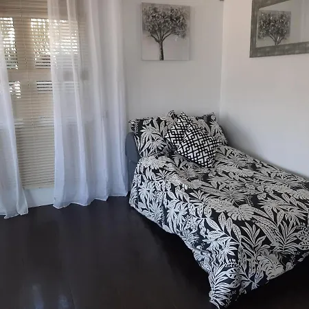 Grey House Vila *