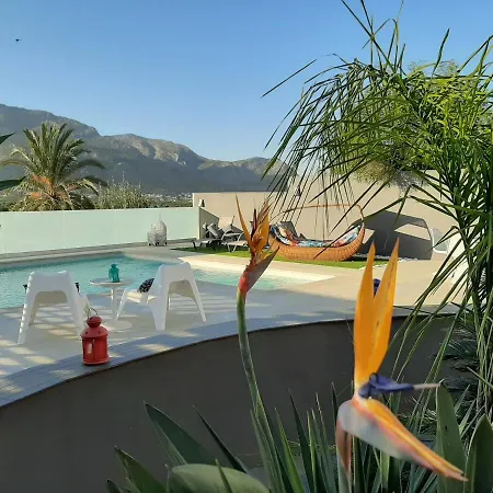 Grey House * Orba